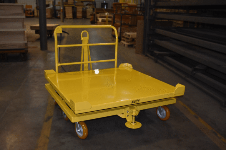 Pallet Cart with Lowered Pallet Deck