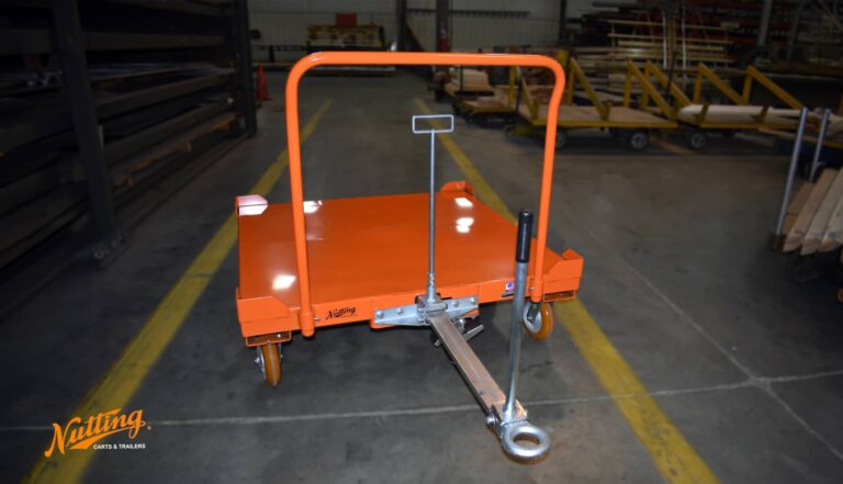 pallet cart with retractable hitch